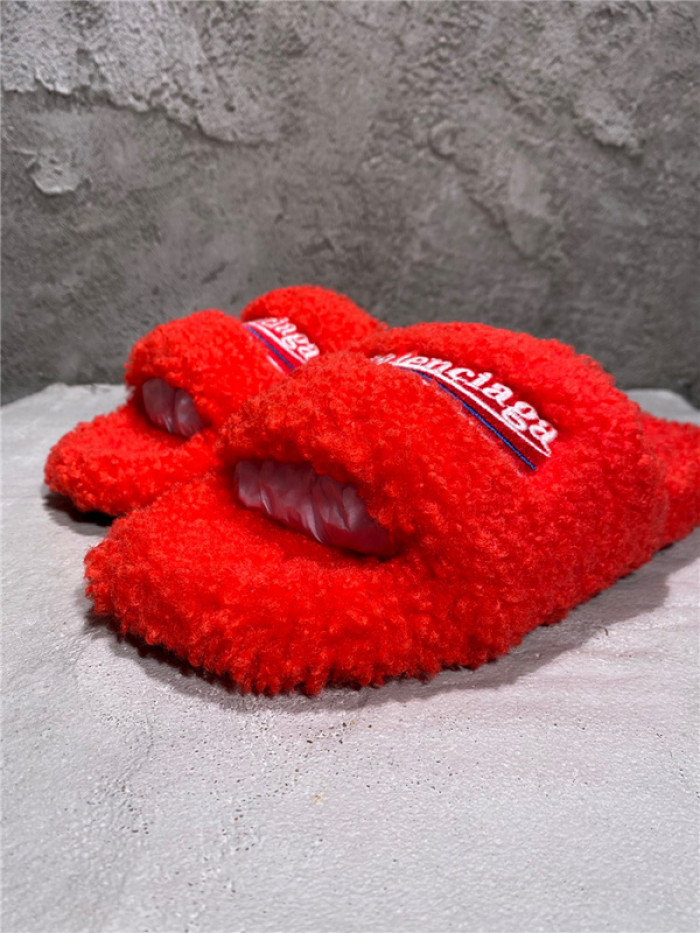 BLCG SLIPPERS