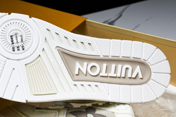 LV SNEAKER LOW FOR-LV100