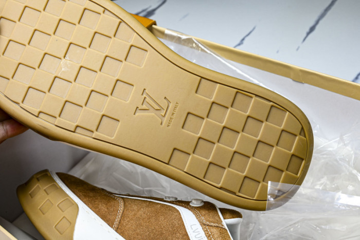 LV SNEAKER FOR-LV400