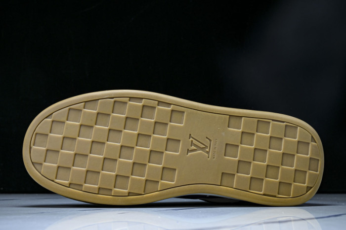 LV SNEAKER FOR-LV401