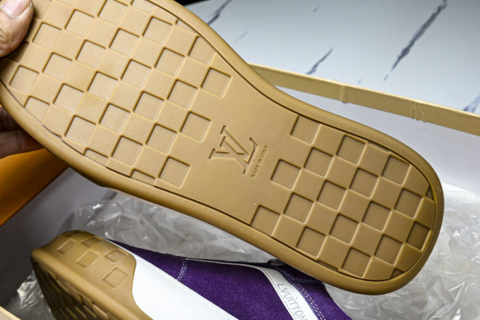 LV SNEAKER FOR-LV401