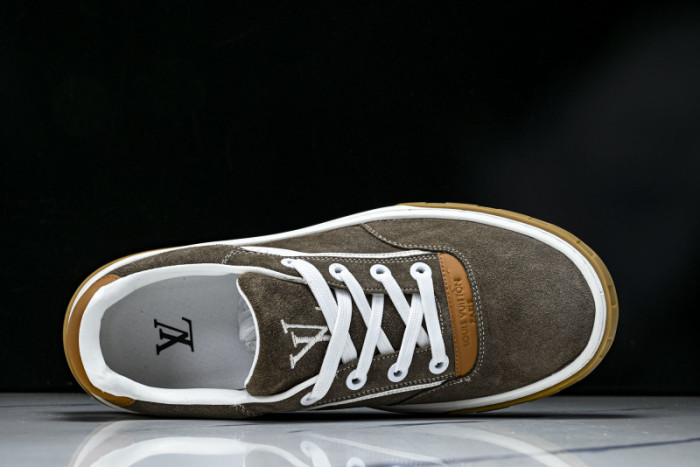 LV SNEAKER FOR-LV403