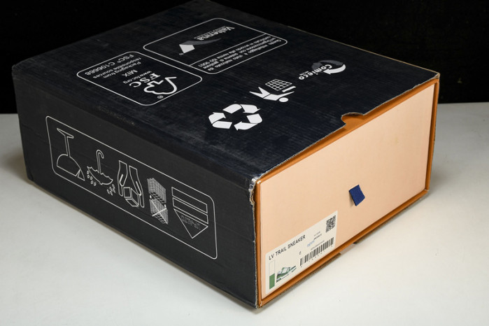 LV SNEAKER LOW  103009