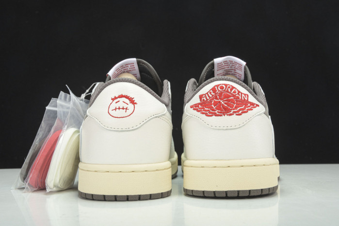 TRAVIS SCOTT X AIR JORDAN 1 LOW OG REVERSE MOCHA DM7866-162