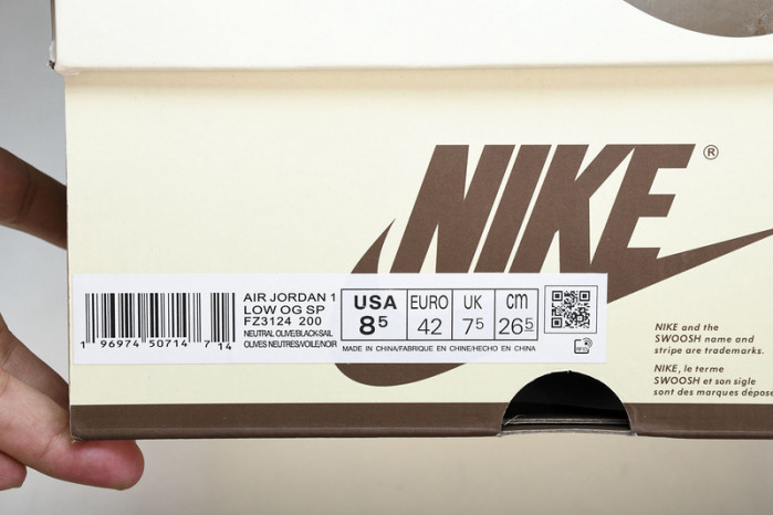 Travis Scott x Air Jordan 1 Low Golf  FZ3124-200