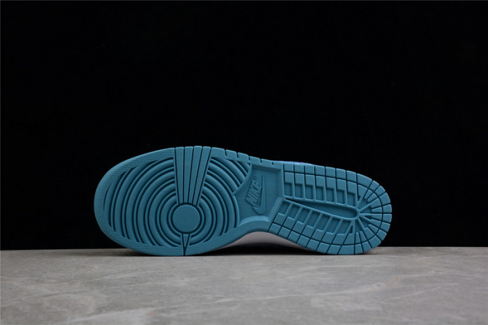 Nike Dunk Low “Blue Paisley”  DH4401-101