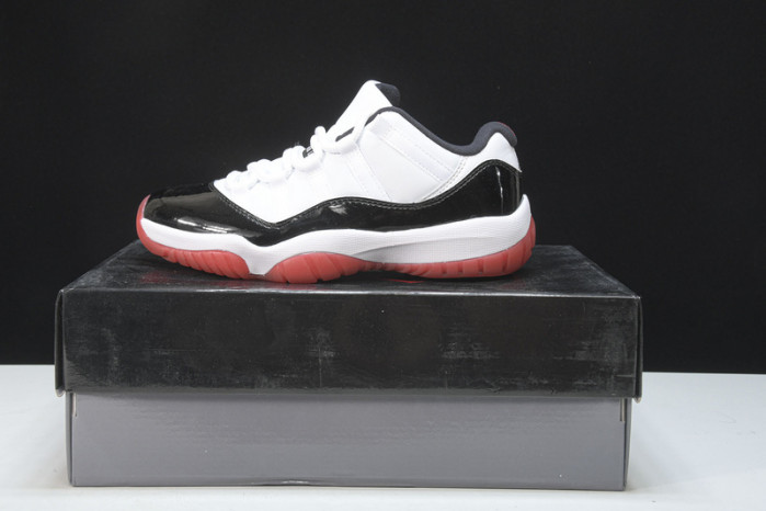 Air Jordan 11 Retro Low Concord Bred  AV2187-160