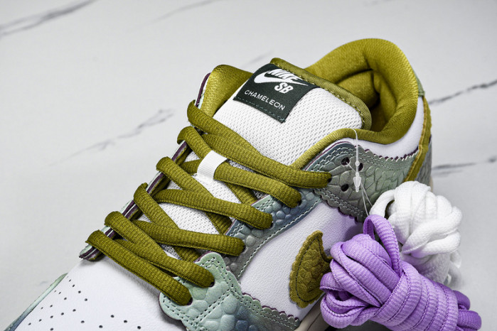 Nike SB Dunk Low Alexis Sablone Chameleon  HJ3386-300