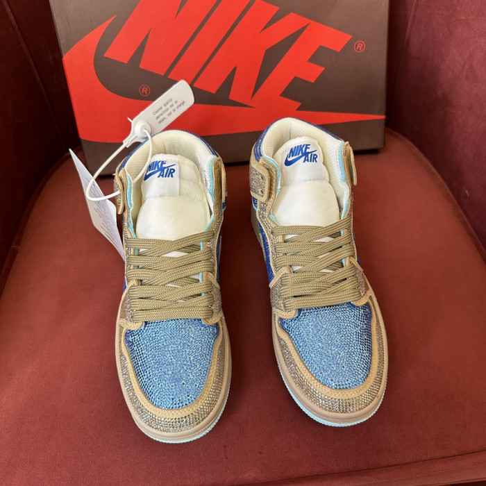 AIR JORDAN 1 RETRO AJ-12