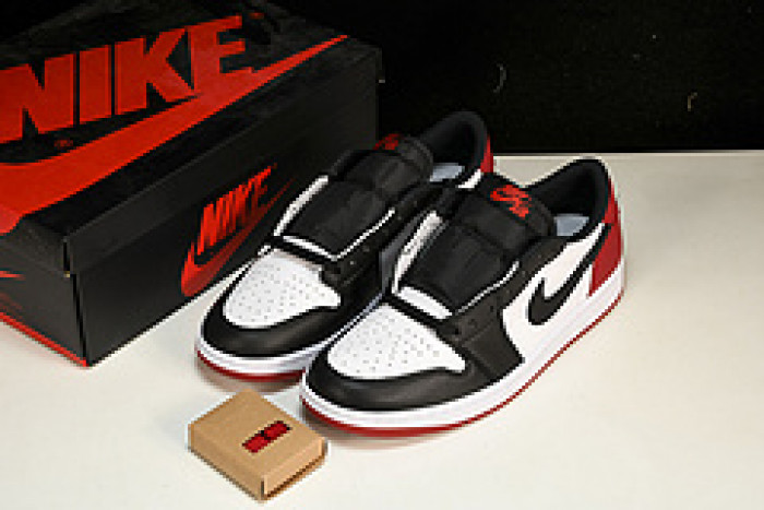 Air Jordan 1 Low OG“Black Toe”  CZ0790-106