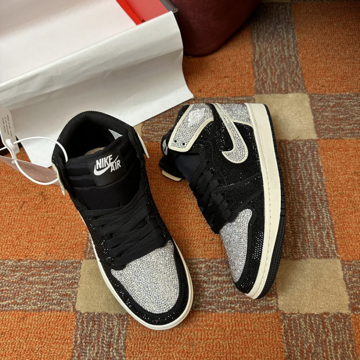 AIR JORDAN 1 RETRO  AJ-23