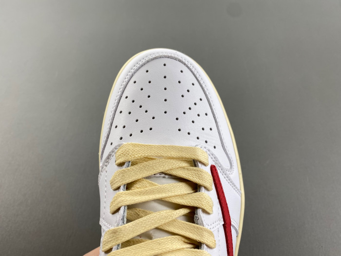 Travis Scott x Air Jordan 1 Low  CQ4277-113