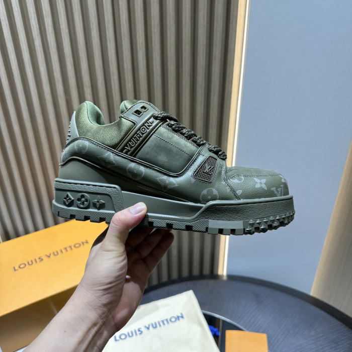 LV SNEAKER TRANIER MAXI FOR-LV272