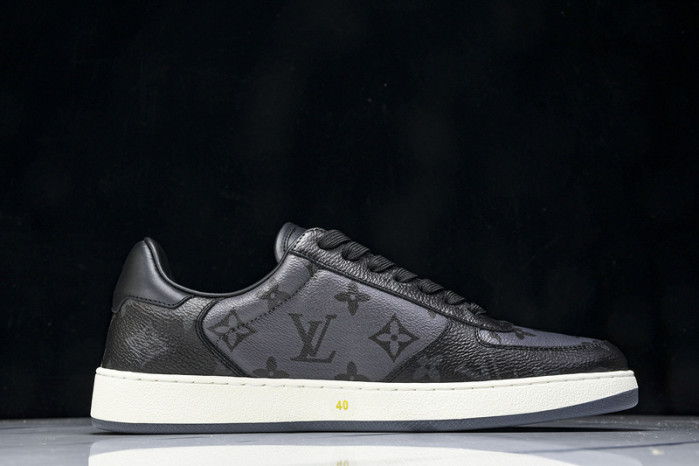 LV SNEAKER FOR-LV310