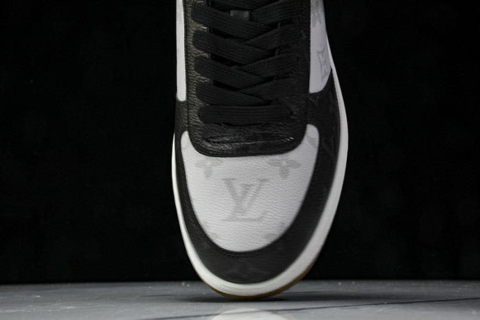 LV SNEAKER FOR-LV311