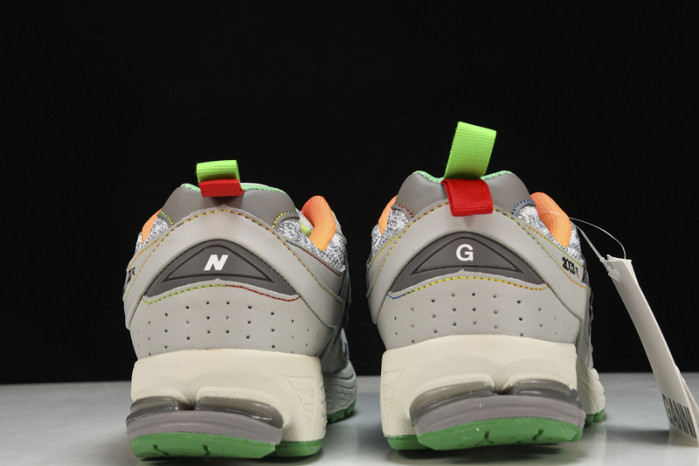 new Ba1an*e yeeshoes   ml2002rgd