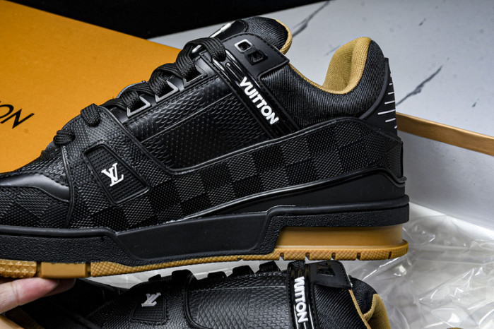 LV SNEAKER TRAINER FOR-LV305