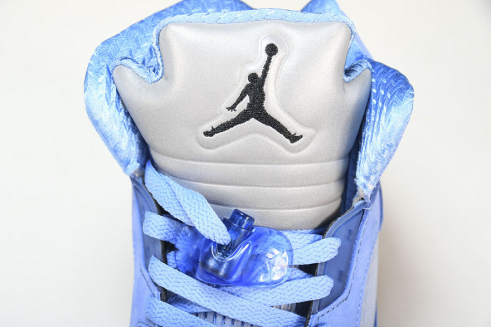 Air Jordan 5 “UNC” DV1310-401