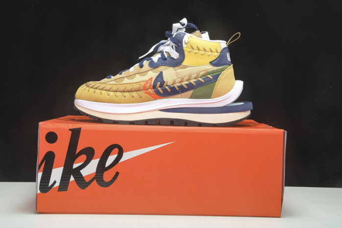 Sacai x Jean Paul Gaultier x Nk VaporWaffle DH9186-200