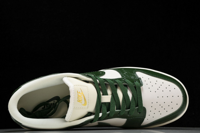 Nike Dunk Low LX “Gorge Green FJ2260-002