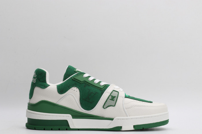 LV SNEAKER LOW YEE-014