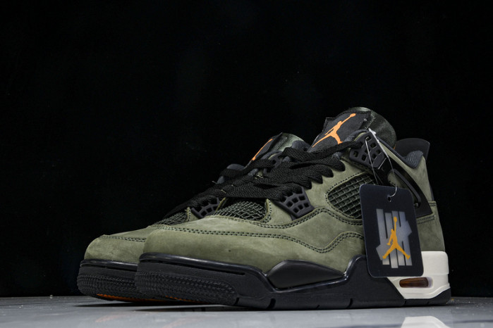 UNDEFEATED x Air Jordan 4 OG IB1519-200