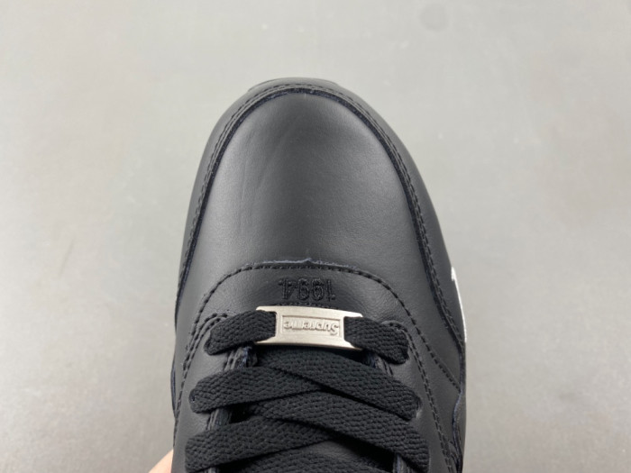 Svp*me x nike air max 1