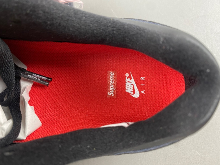 Svp*me x nike air max 1