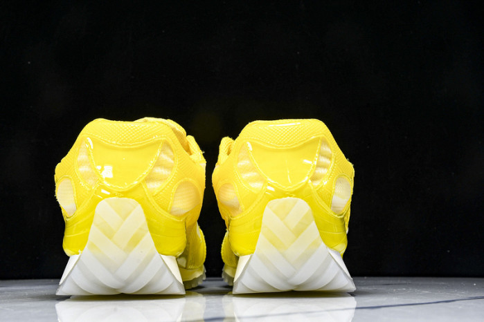 b0tt*ga Ven*ta sneaker