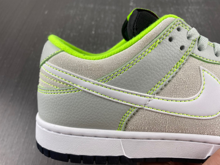 Dunk Low Oregon PE “Ducks of a Feather”   FQ7260-001