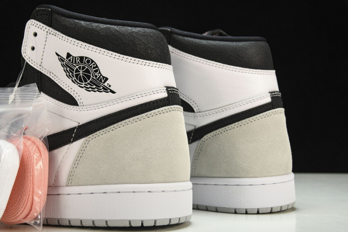 Air Jordan 1 Retro High OG“Bleached Coral”  555088-108