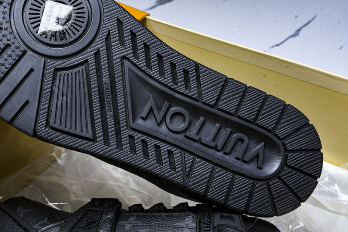 LV SNEAKER TRAINER   FOR-LV353