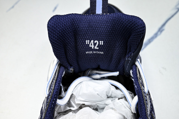 OF C/O  SNEAKER  FOR-081501