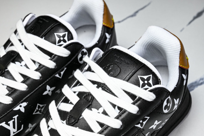 LV SNEAKER Buttersoft FOR-LV377