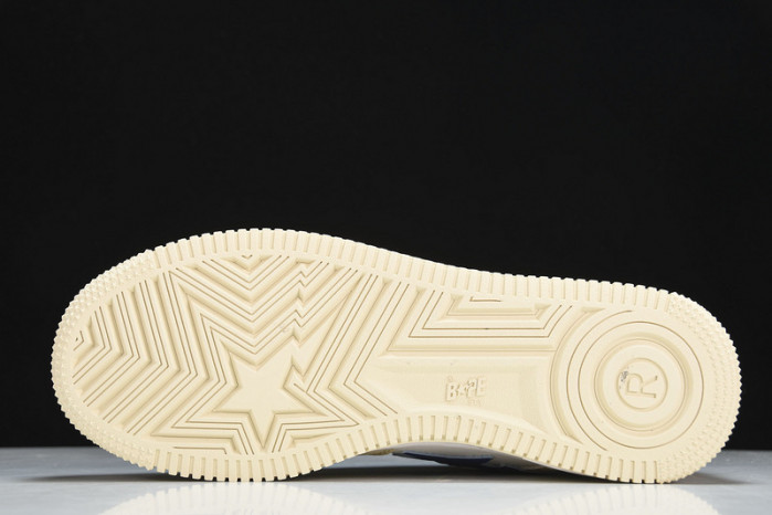 A B*THING APE YEE-029