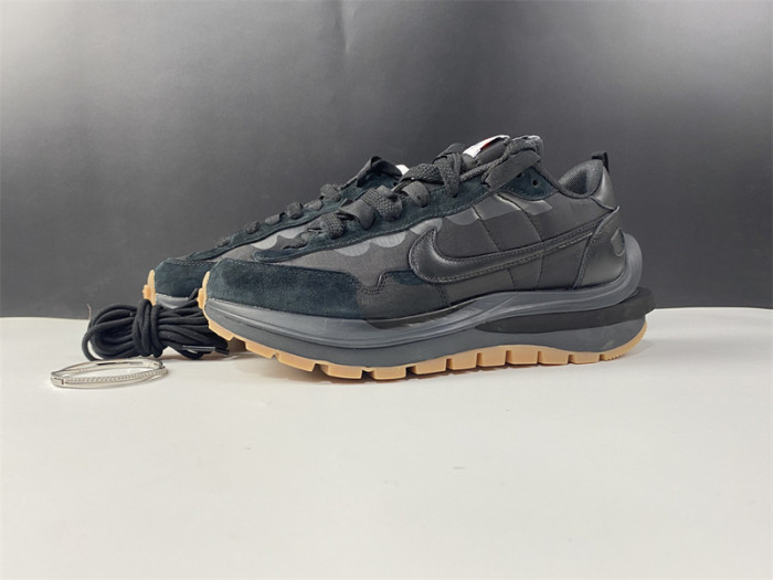 Nike Vaporwaffle Sacai Black Gum DD1875-001