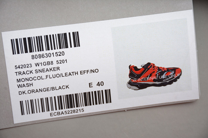 BLCG Track Trainer  Red And Black 542023 W1GB8 5201