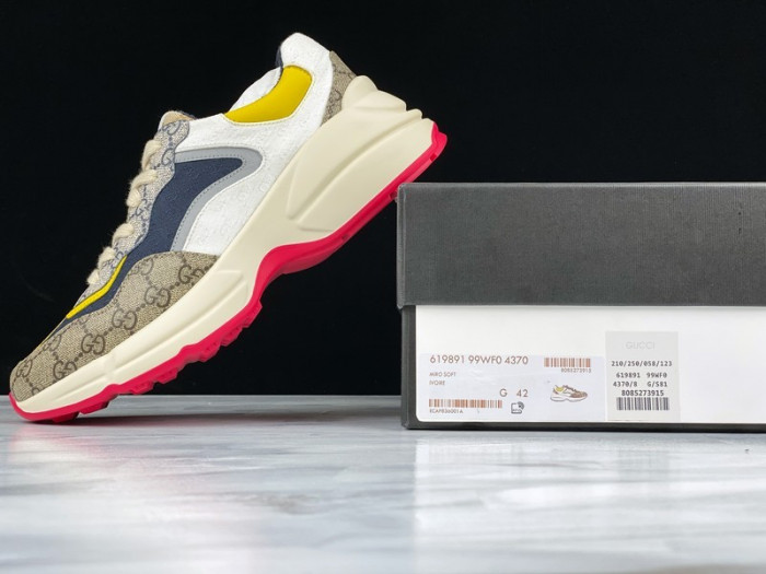 Gv*c rhyton vintage trainer sneaker 619891 99wf0 4370