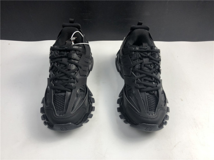 BLCG Track Trainer Black 542023 W3GB1 7302