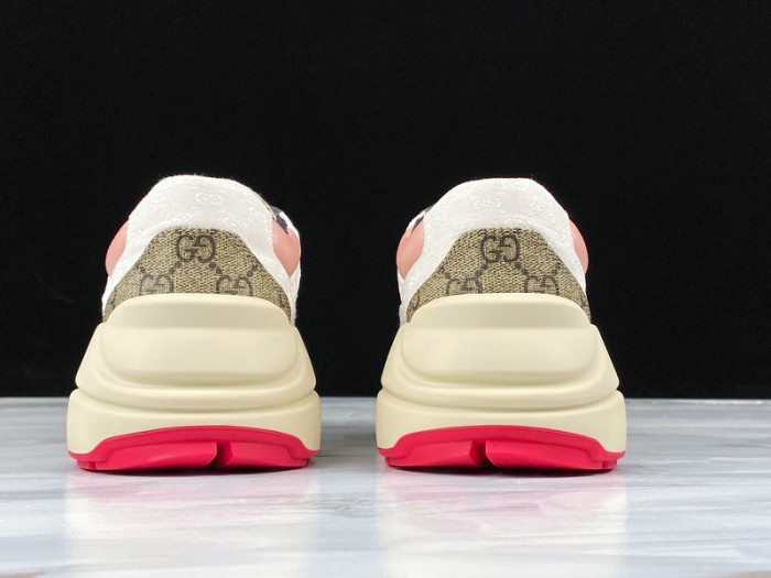 Gv*c rhyton vintage trainer sneaker 620185 99wf0 4371