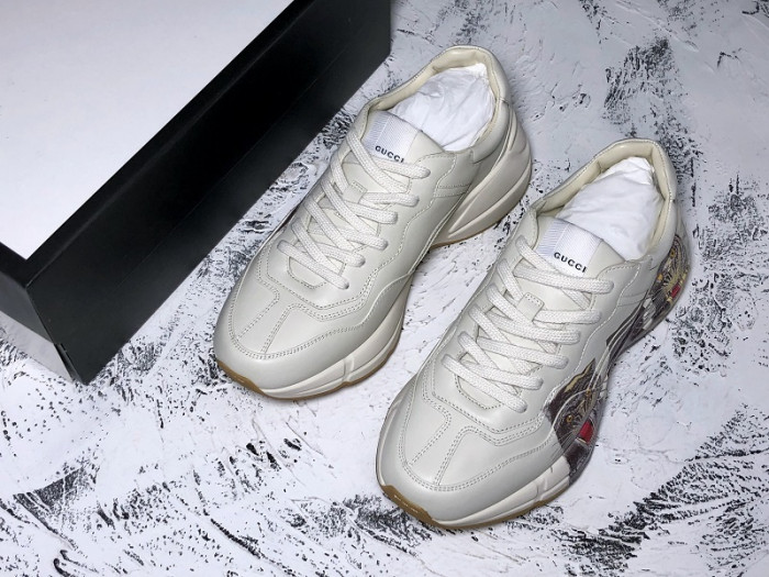 Gv*c trainer sneaker 576050 drw00 9014