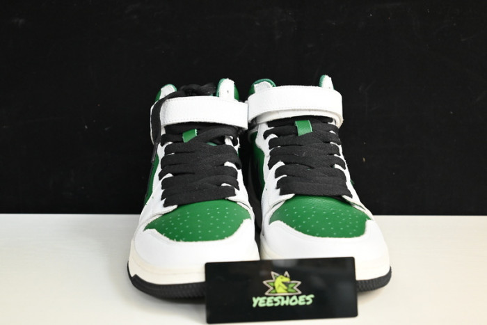 A B*THING APE YEE-018